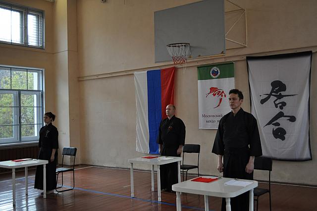 2011 (18)