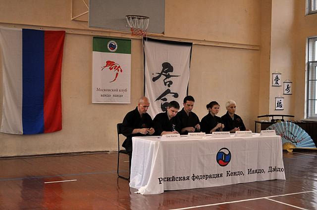 2011 (27)