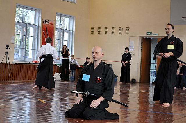 2011 (29)
